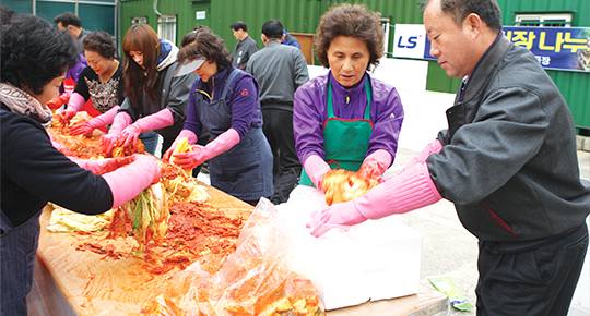 Kimchi-making